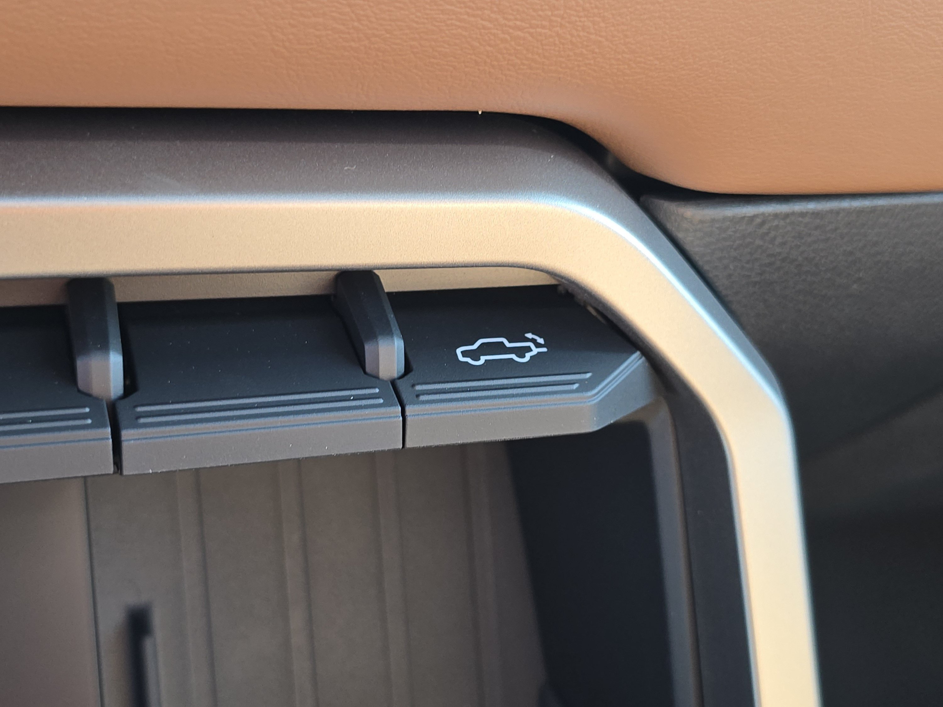 New 2026 Wind Chill Pearl Toyota 1794 Edition image 36