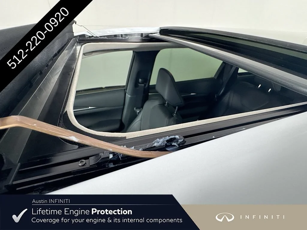 New 2027 White INFINITI PURE image 27