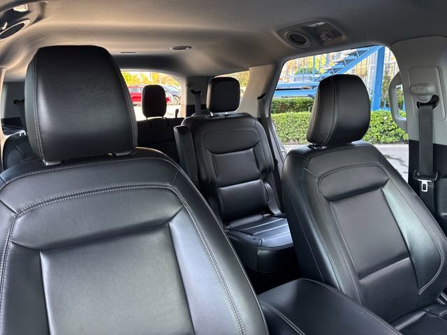 Used 2022 Gray Ford XLT image 33