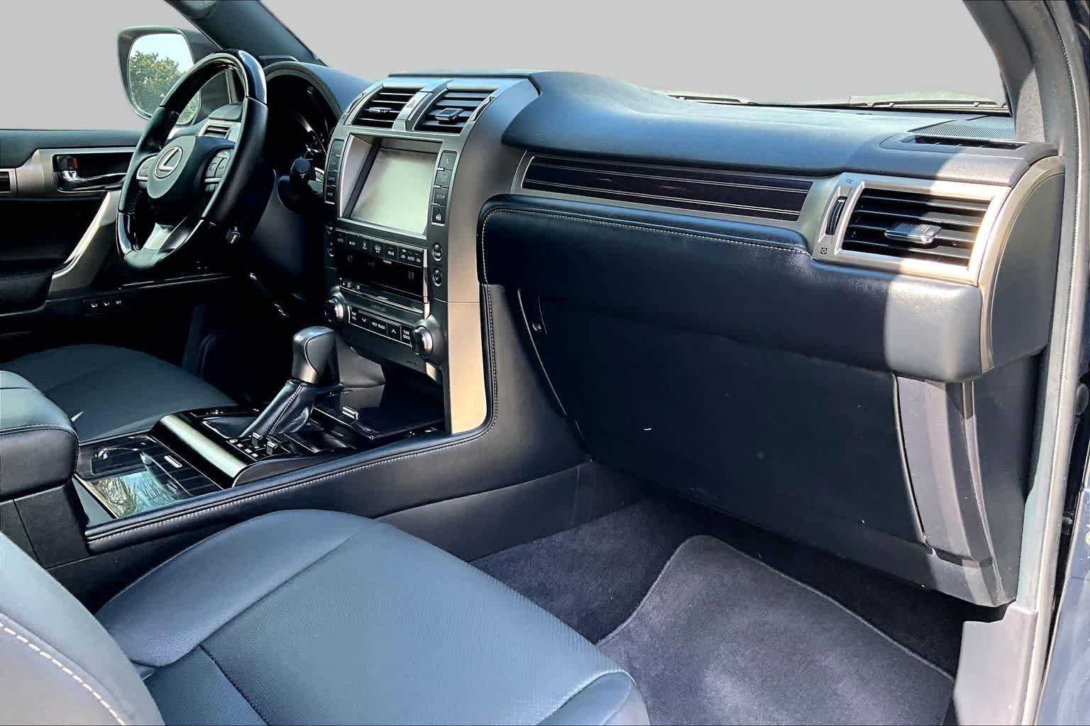 Used 2021 Nightfall Mica Lexus Premium image 18