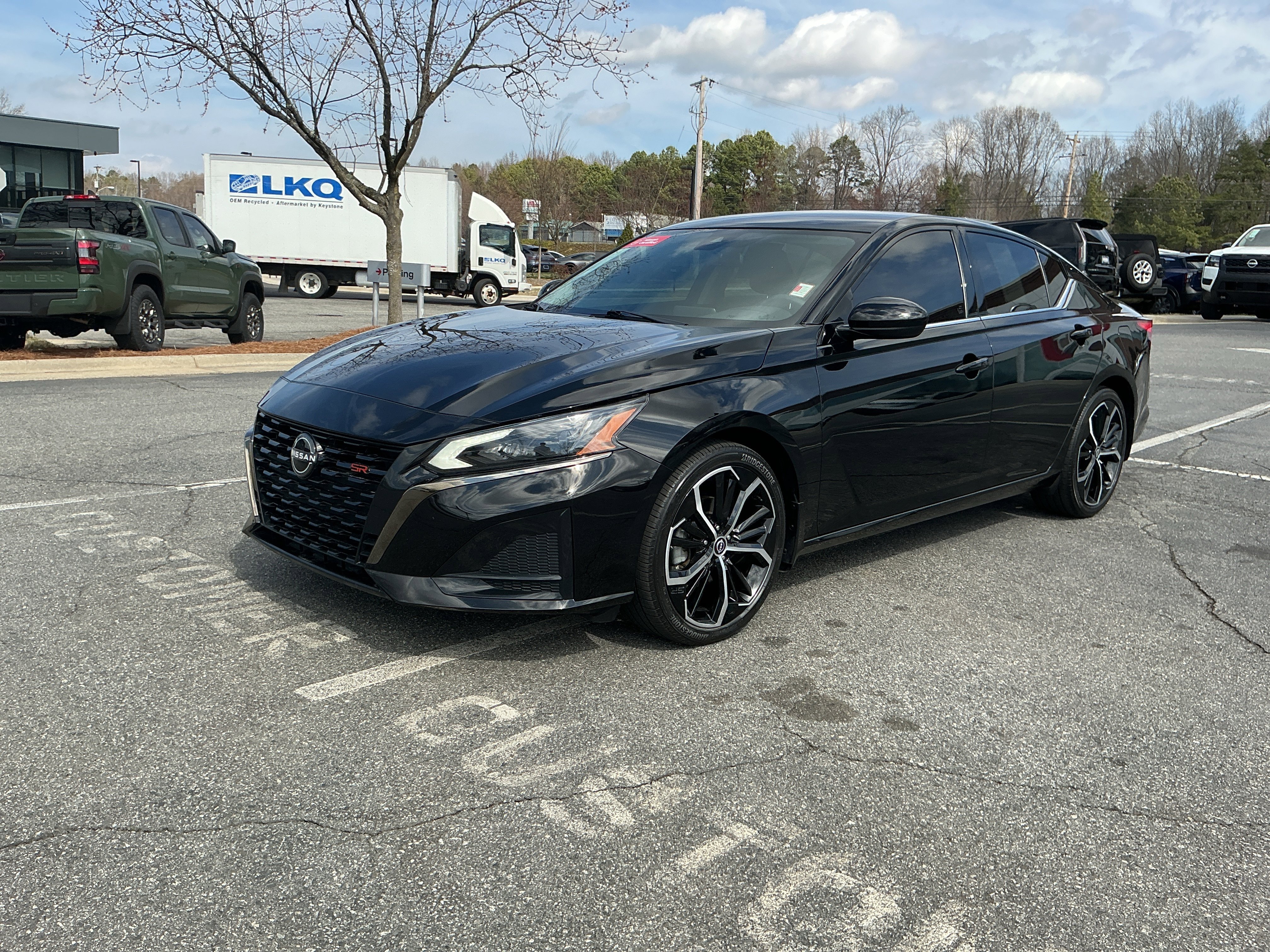 2024 Nissan Altima SR