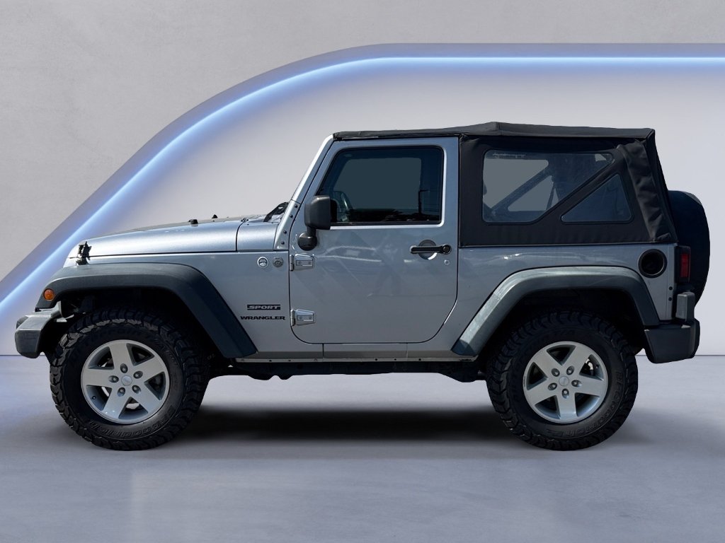 Used 2014 Billet Metallic Clearcoat Jeep Sport image 6