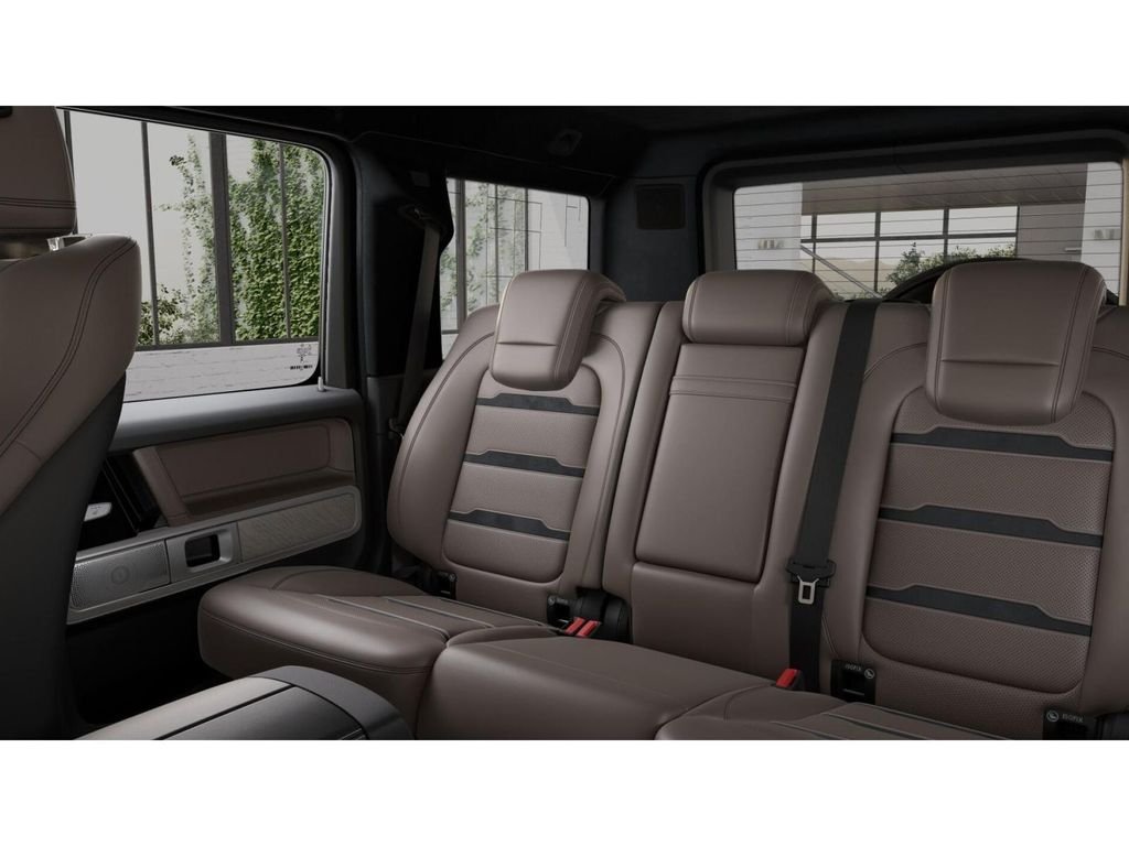 New 2027 MANUFAKTUR Night Black Magno Mercedes-Benz  image 5