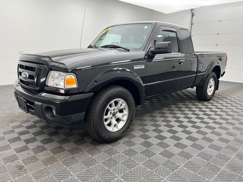 Used 2010 Black Ford XLT image 2