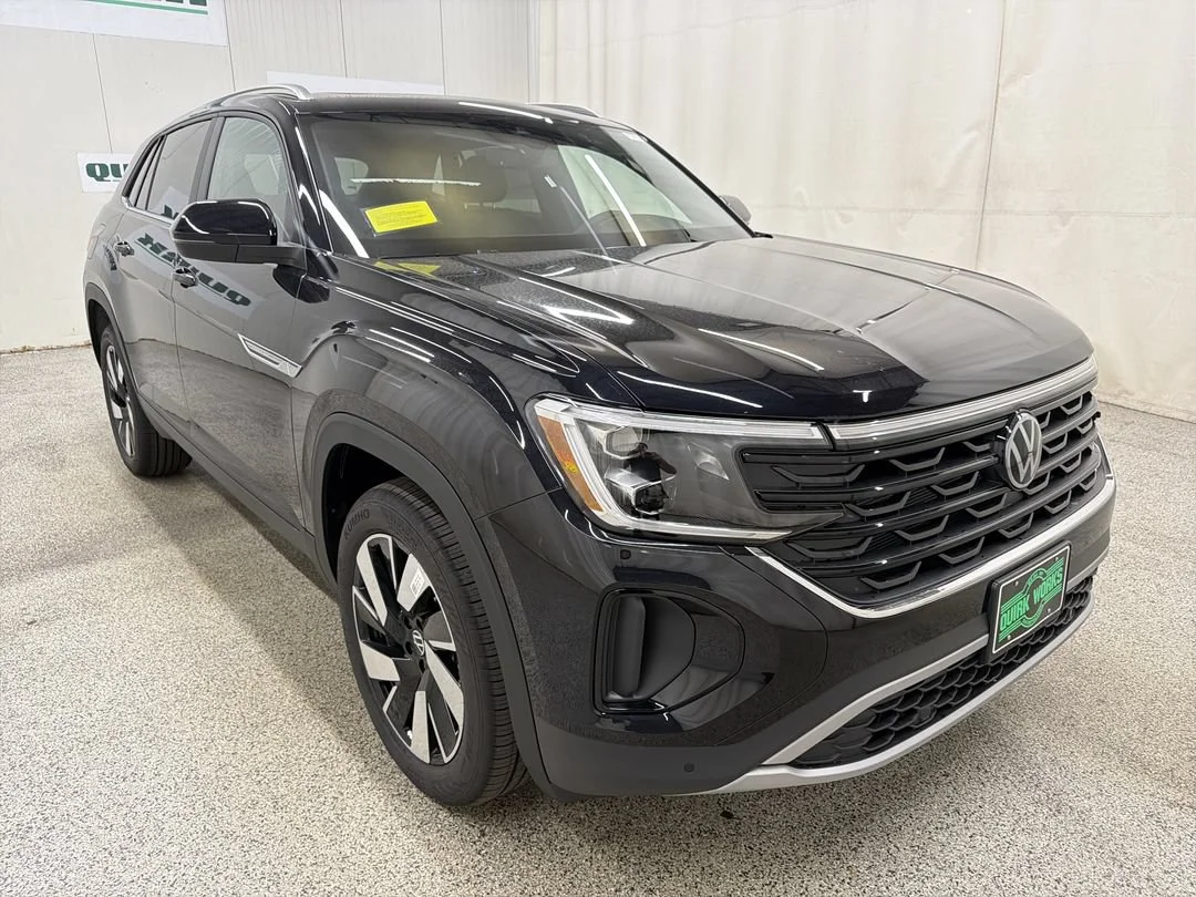 2026 Volkswagen Atlas Cross Sport SE w/Tech
