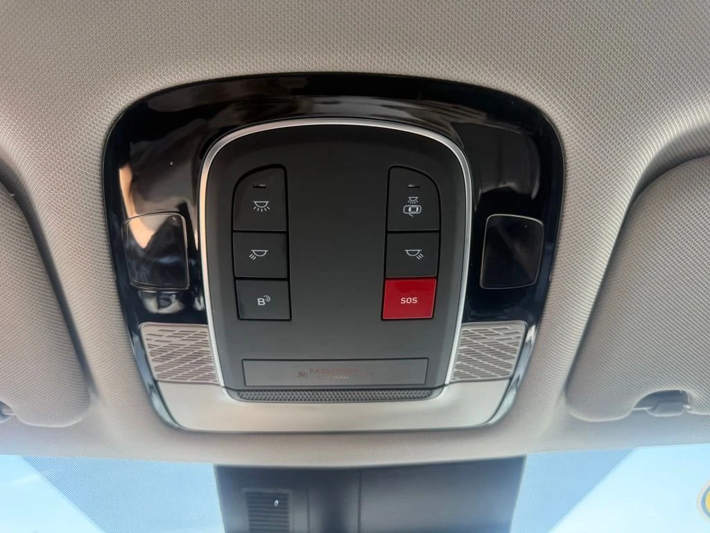 Certified Used 2025 Silver Hyundai SEL image 29
