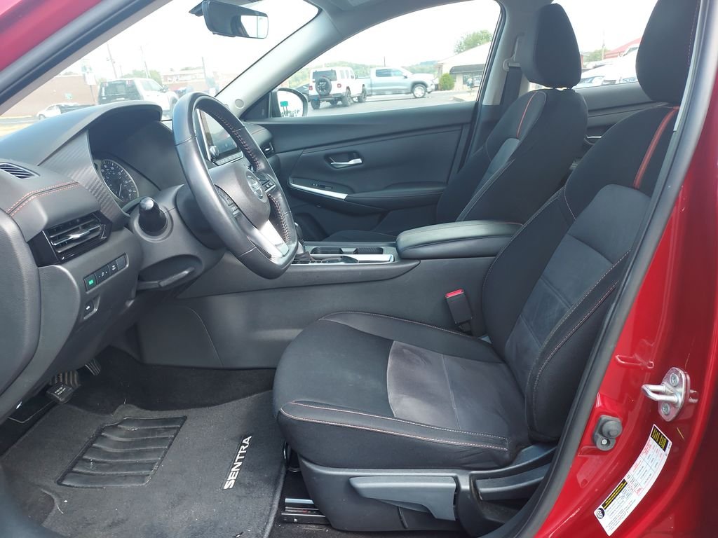 Used 2023 Red Nissan SR image 13