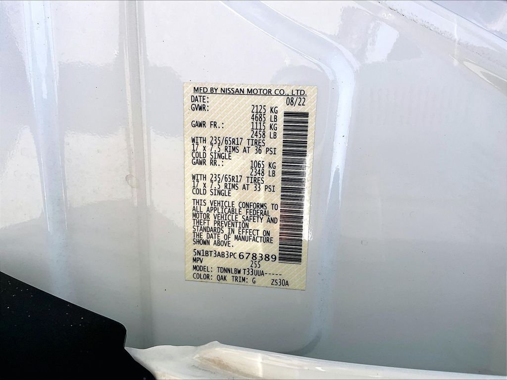 Used 2023 Glacier White Nissan S image 29