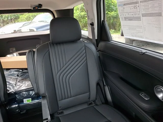 New 2026 White Hyundai SEL Premium image 14