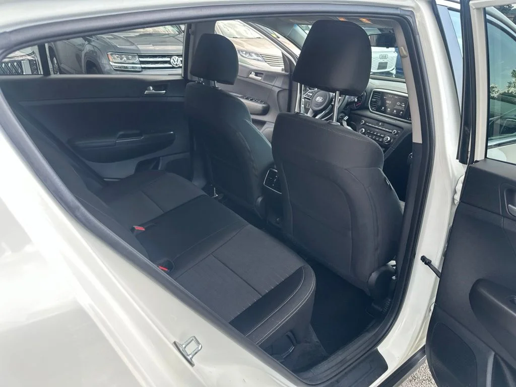 Used 2020 White Kia LX image 29