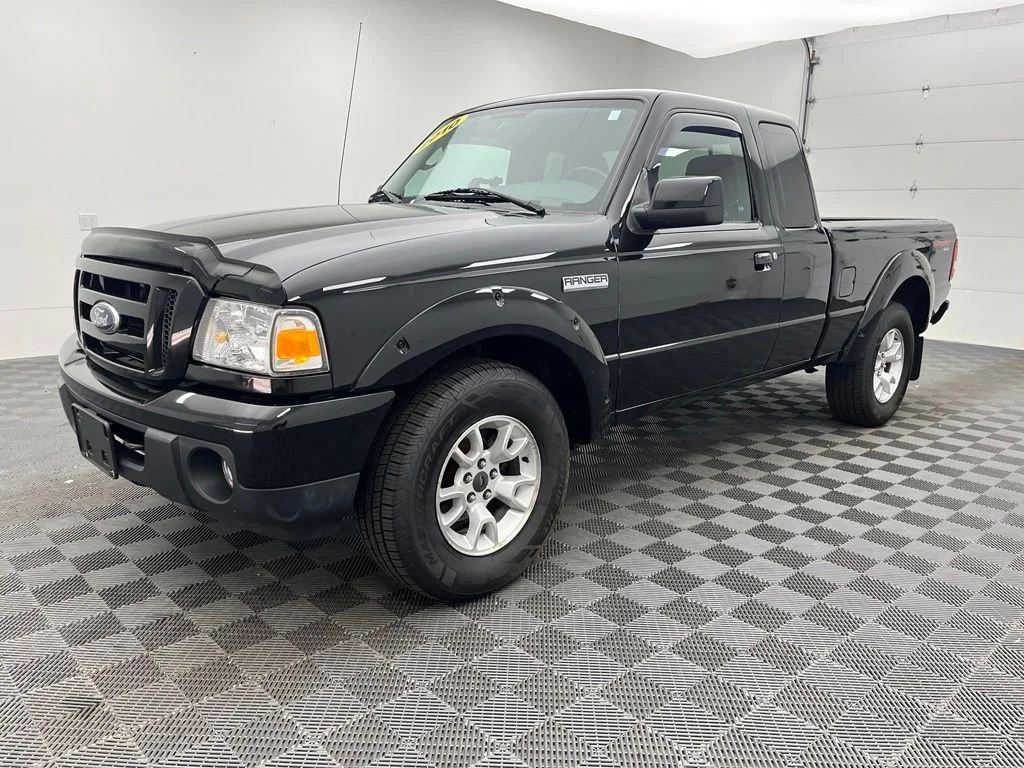 Used 2010  Ford XLT image 2