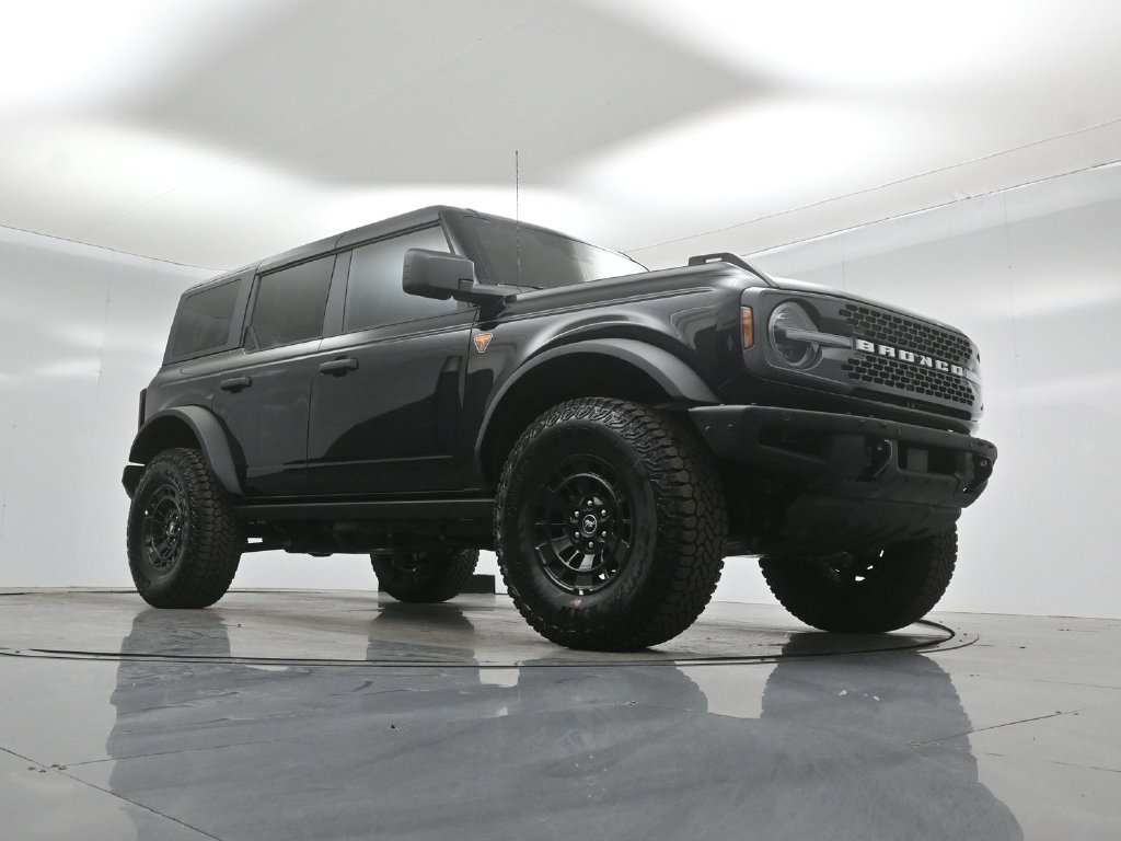 New 2026 Shadow Black Ford Badlands image 43