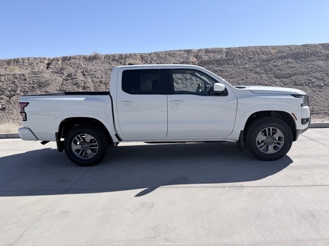 2026 Nissan Frontier SV photo 3