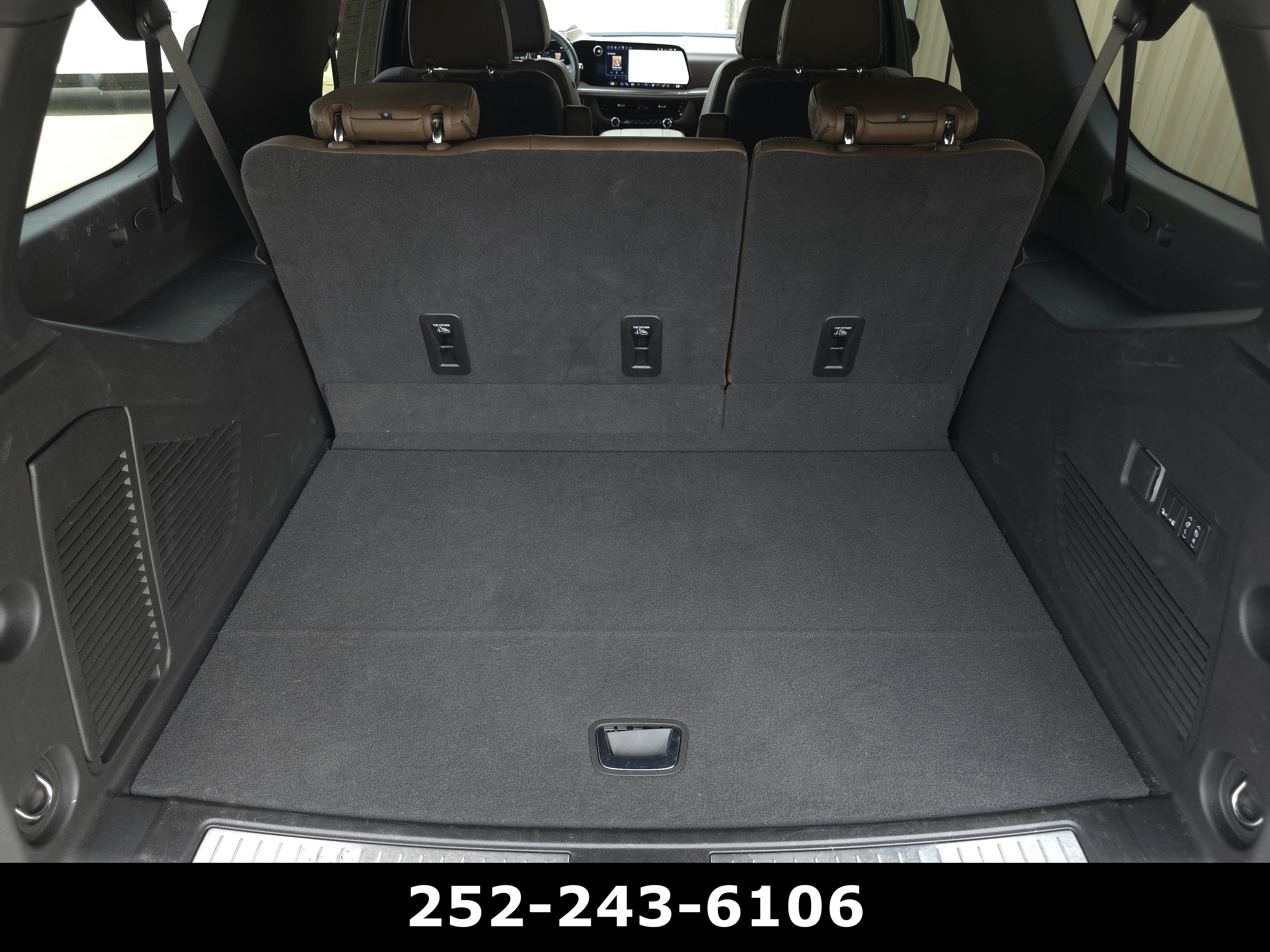 Used 2025 Black Chevrolet High Country image 36