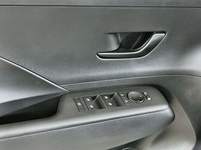 New 2027 Hyundai KONA SEL Sport