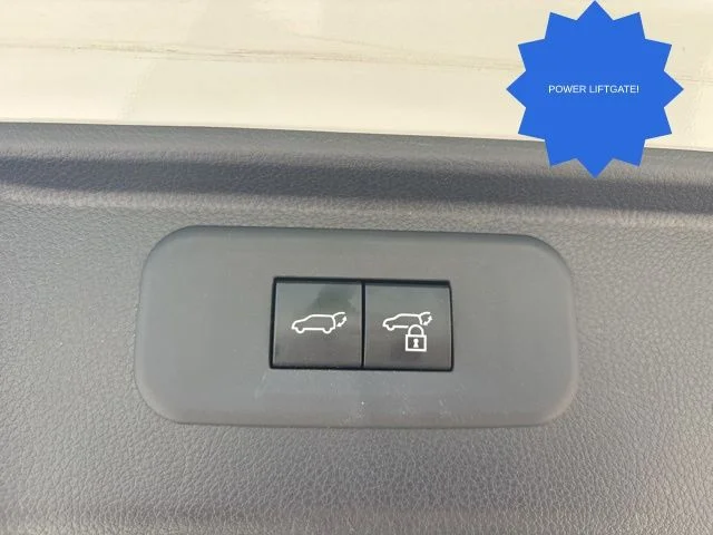 Used 2025 Beige Toyota Platinum image 31