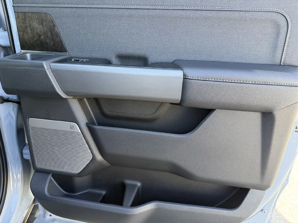 New 2026 Glacier Gray Metallic Tri-Coat Ford F-250® Lariat® image 14