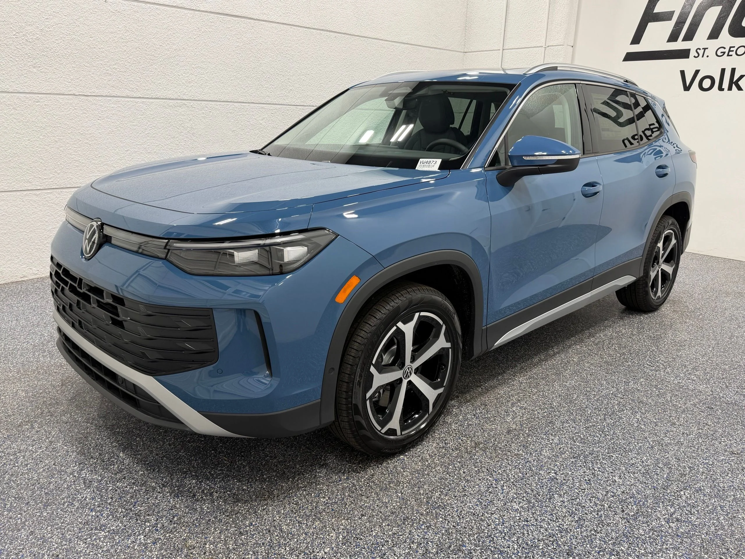 New 2026 Blue Volkswagen SE image 1