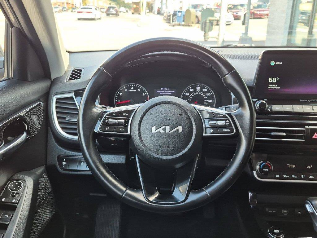 Used 2022 Gray Kia EX image 10