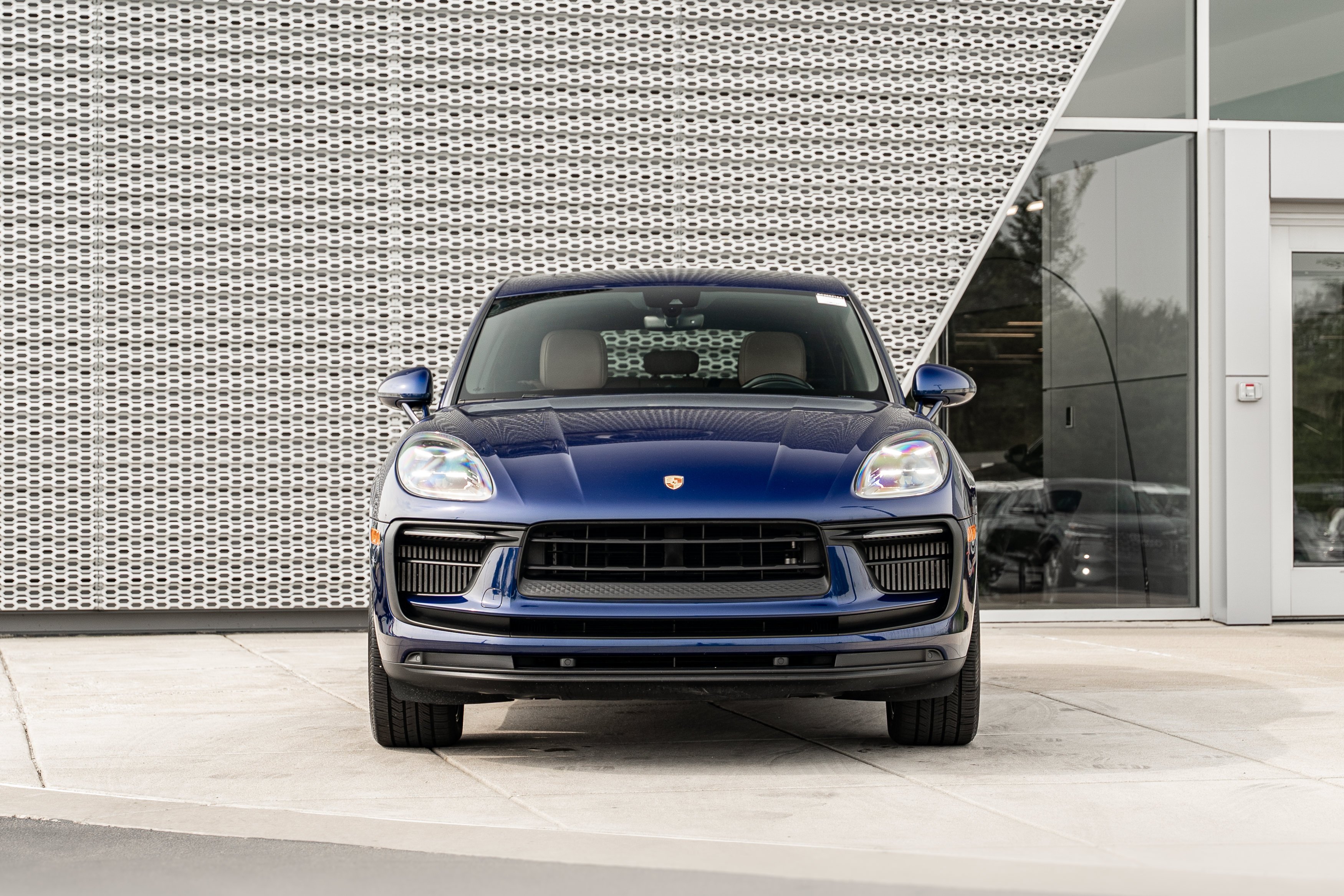 Used 2022 Night Blue Metallic Porsche S image 33