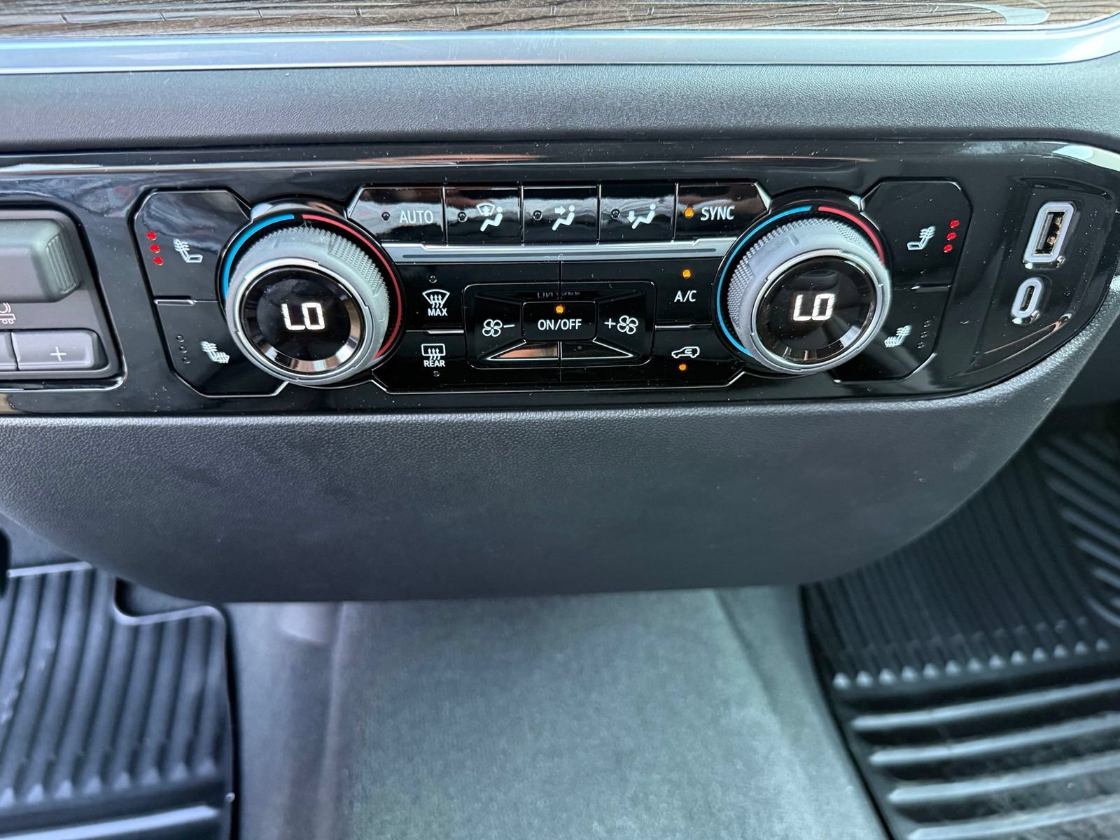 2026 Chevrolet Silverado 1500 LT - Photo 28