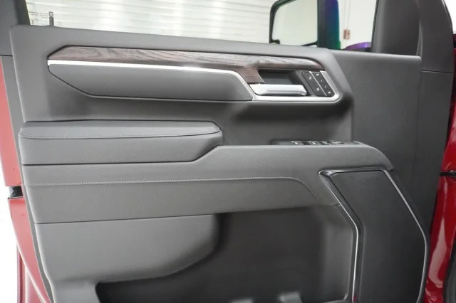 2026 GMC Sierra 2500HD SLT - Photo 17