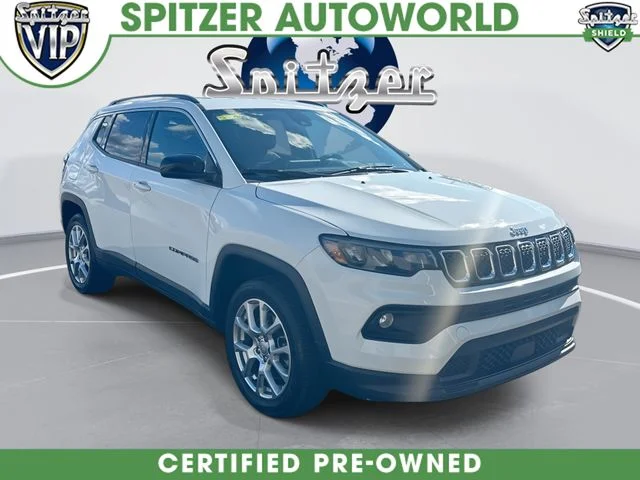 2023 Jeep Compass Latitude Lux 4X4's photo