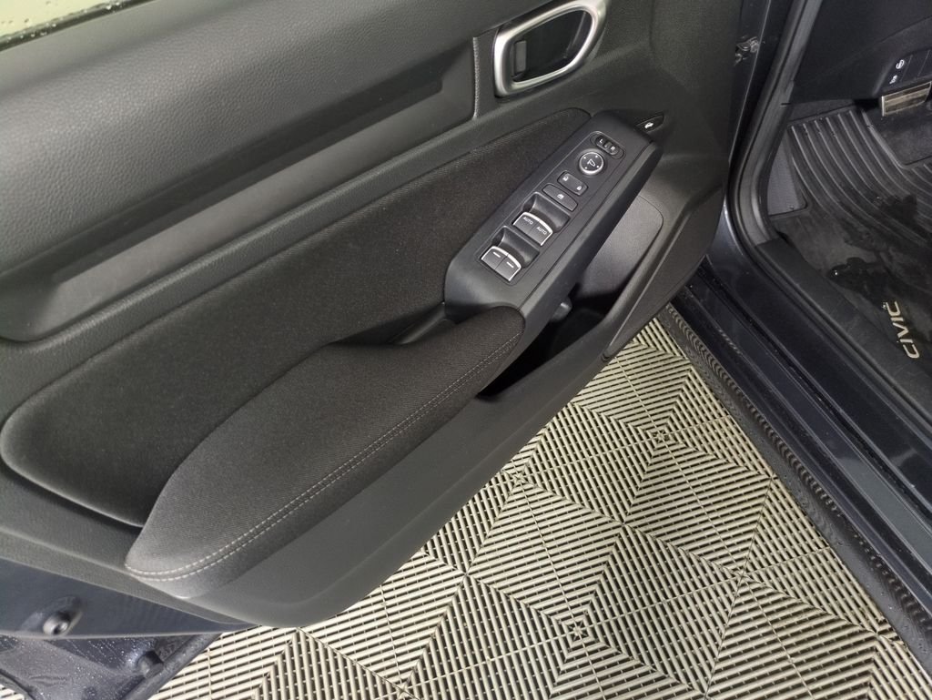 Used 2024 Meteorite Gray Metallic Honda Sport image 11