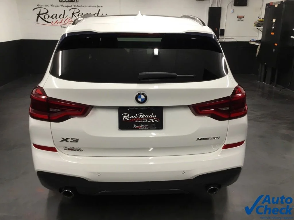 Used 2020 White BMW xDrive30i image 9