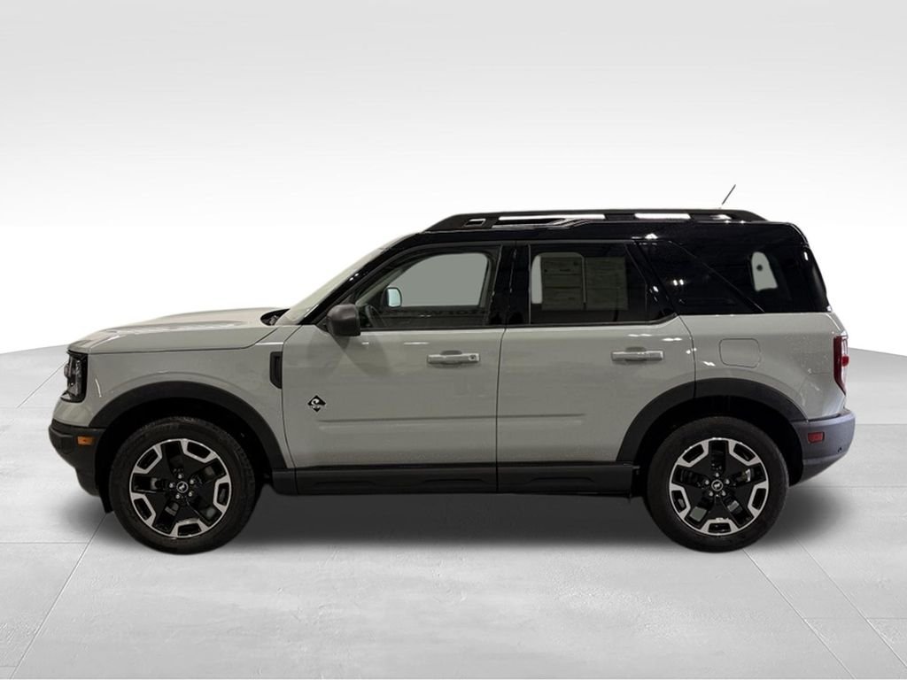 Used 2024 Ford Bronco Sport Outer Banks with VIN 3FMCR9C63RRE57305 for sale in Golden Valley, Minnesota