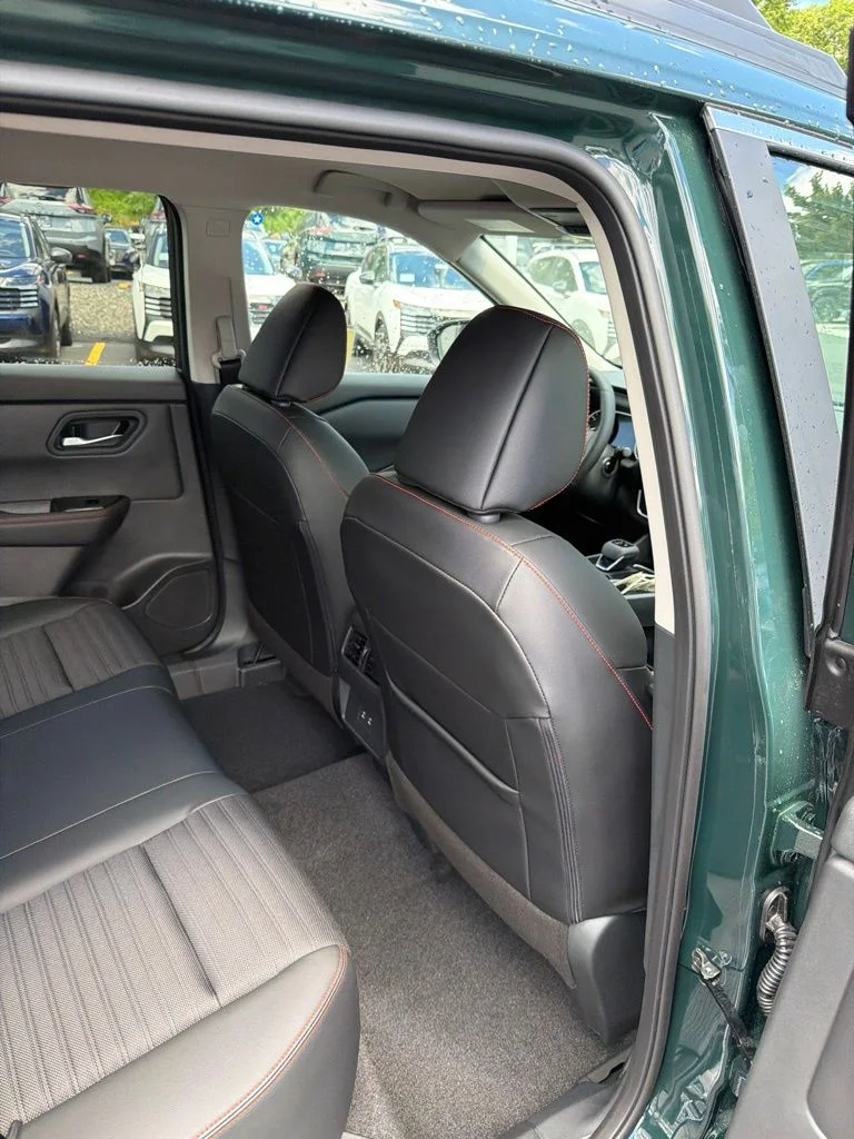 New 2026 Obsidian Green Pearl Nissan Rock Creek® image 27