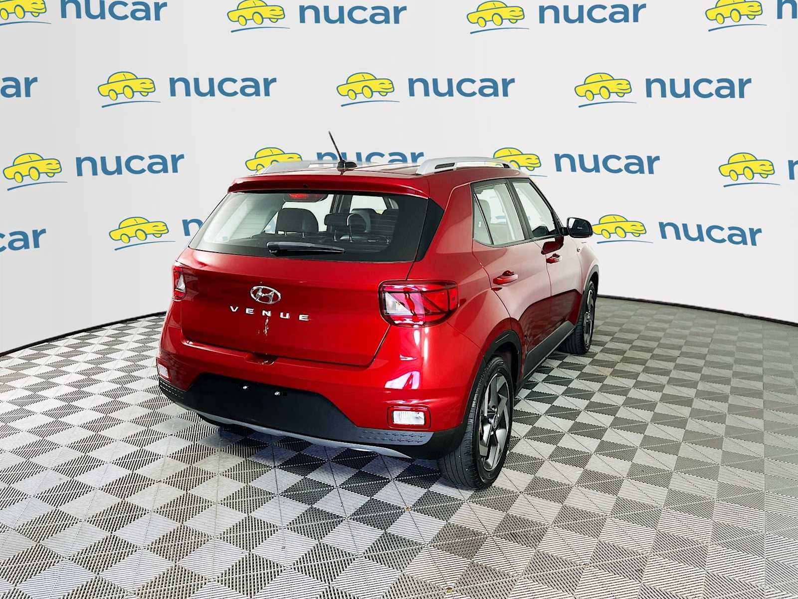 Used 2023 Ultimate Red Hyundai Limited image 7