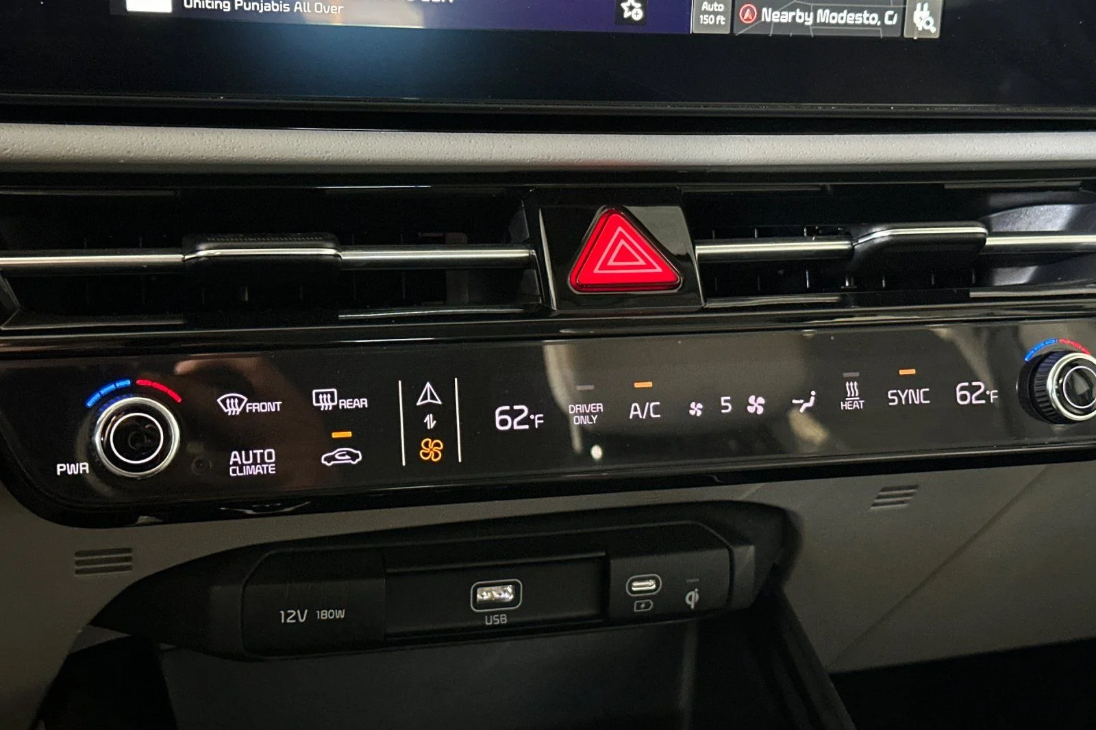 Used 2023 Steel Gray Kia Wind image 18