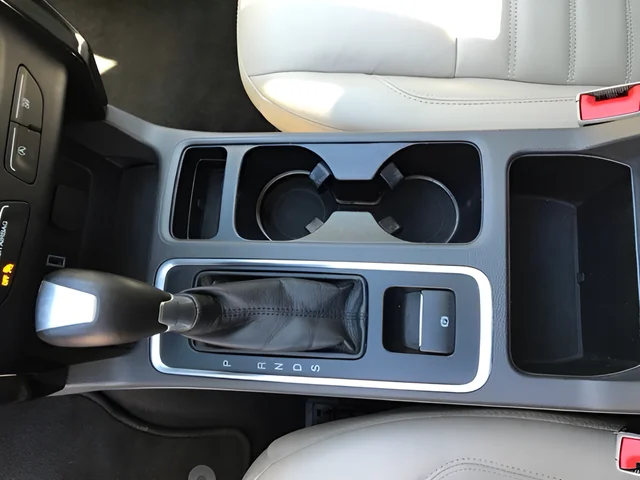 Used 2017 White Ford Titanium image 19