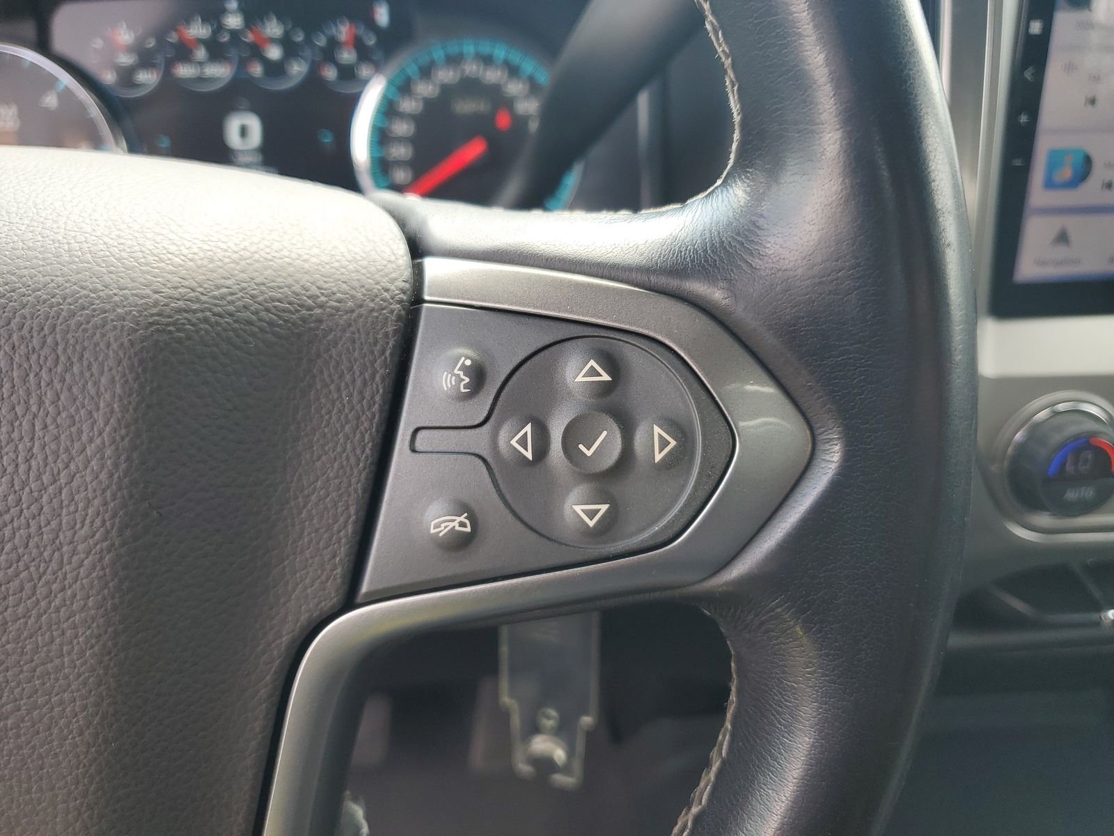 Certified Used 2019 Gray Chevrolet LT image 22