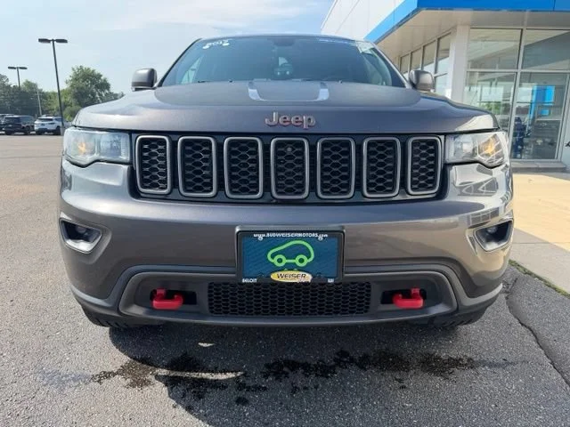 Used 2017 Jeep Grand Cherokee Trailhawk with VIN 1C4RJFLG2HC699786 for sale in Beloit, WI