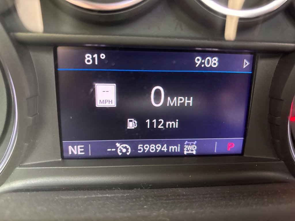 Used 2021 SUMMIT WHITE Chevrolet Z71 image 27