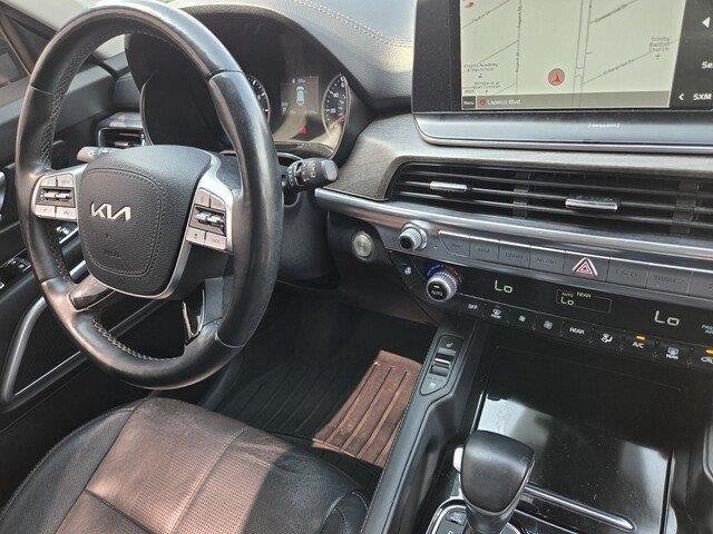 Used 2022 Gravity Grey Kia EX image 36