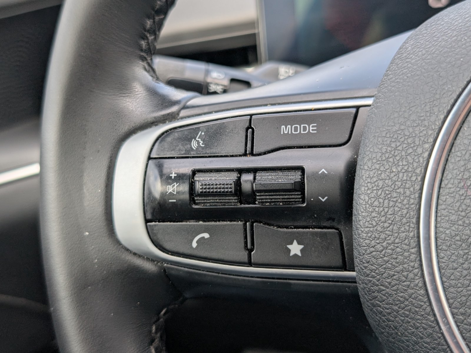 2025 Kia K5 GT-Line - Photo 22