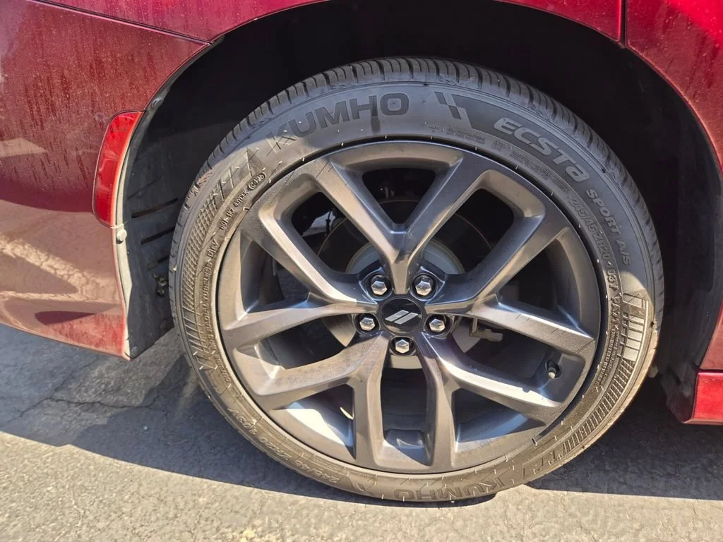 Used 2019 Octane Red Pearlc Dodge R/T image 3