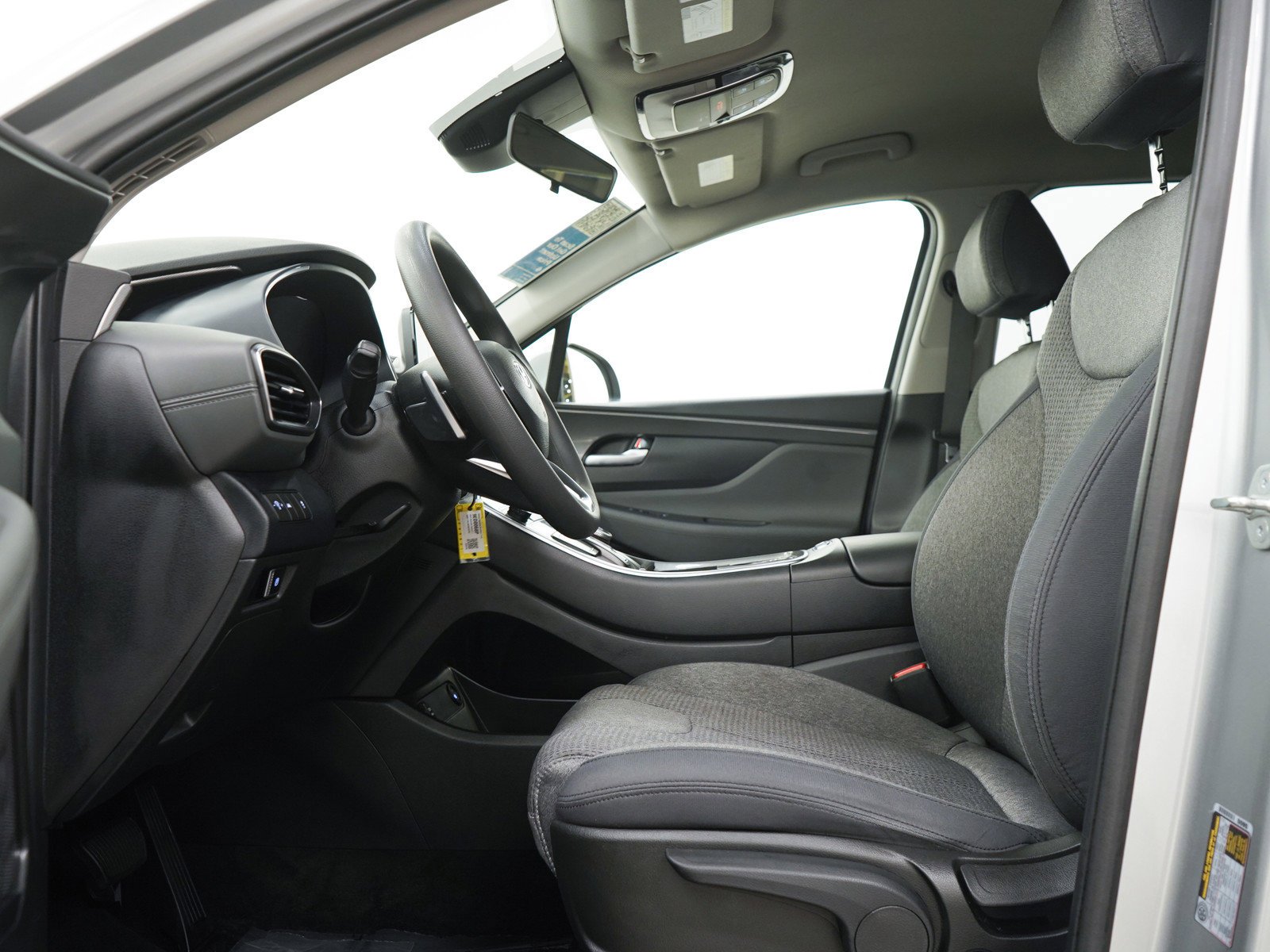 2023 Hyundai Santa Fe SE - Photo 22