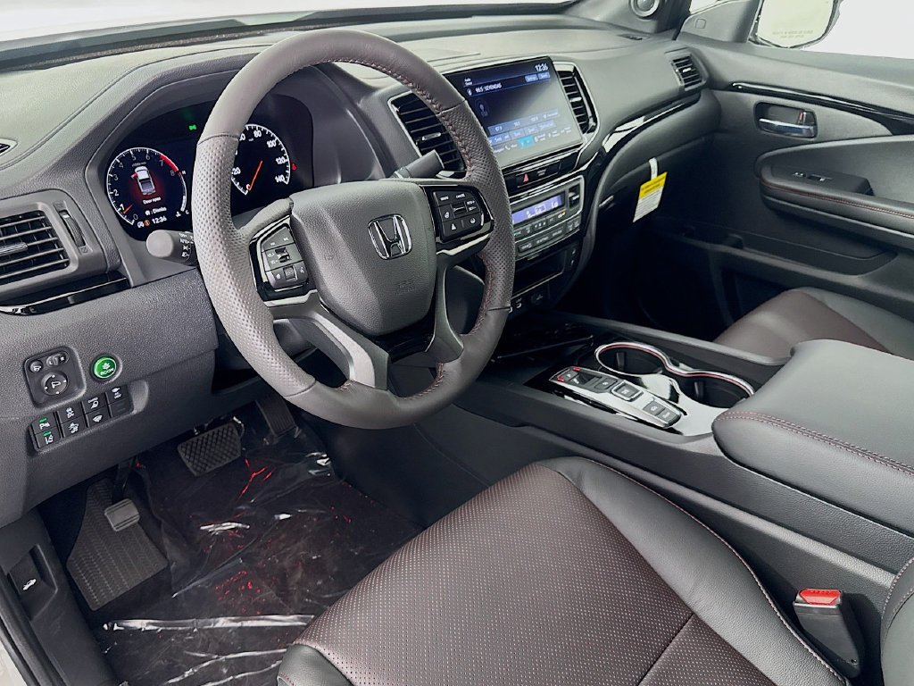 New 2026 Platinum White Pearl Honda Black Edition image 14