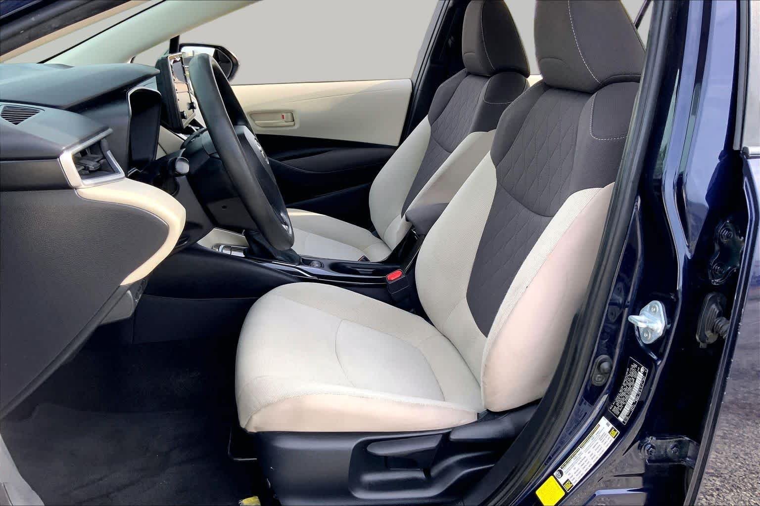 Used 2022 Blueprint Toyota LE image 8