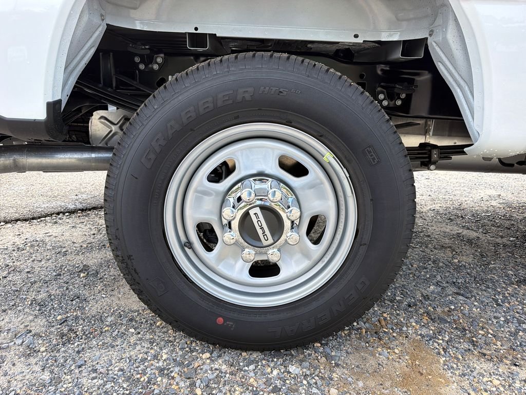 New 2026 Oxford White Ford F-350® XL image 9