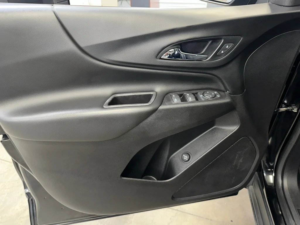 Certified Used 2020 Mosaic Black Metallic Chevrolet LT image 7