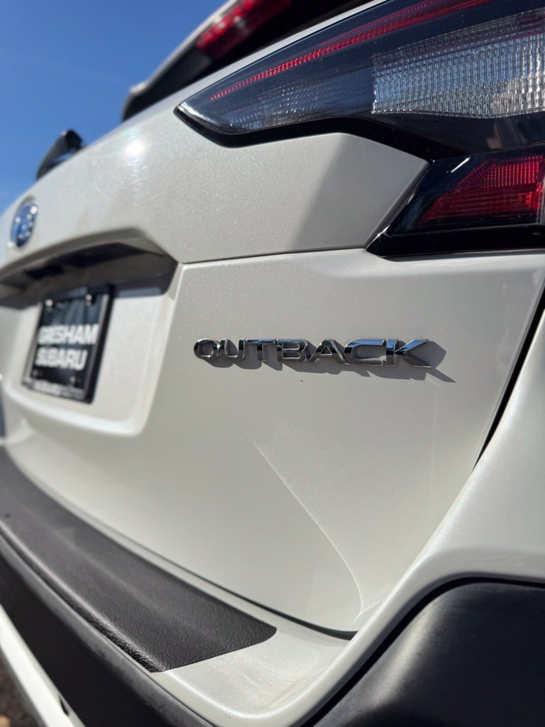 Used 2021 Crystal White Pearl Subaru Limited image 44