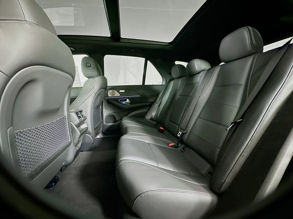 New 2026 Black Mercedes-Benz GLE 450 image 25
