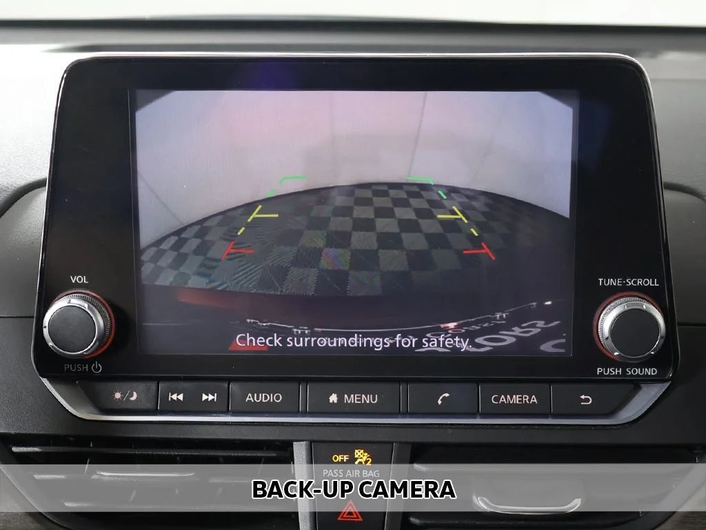 Used 2024 Red Nissan 2.5 SV image 4