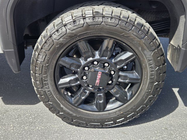 Used 2024 Summit White GMC AT4 image 68