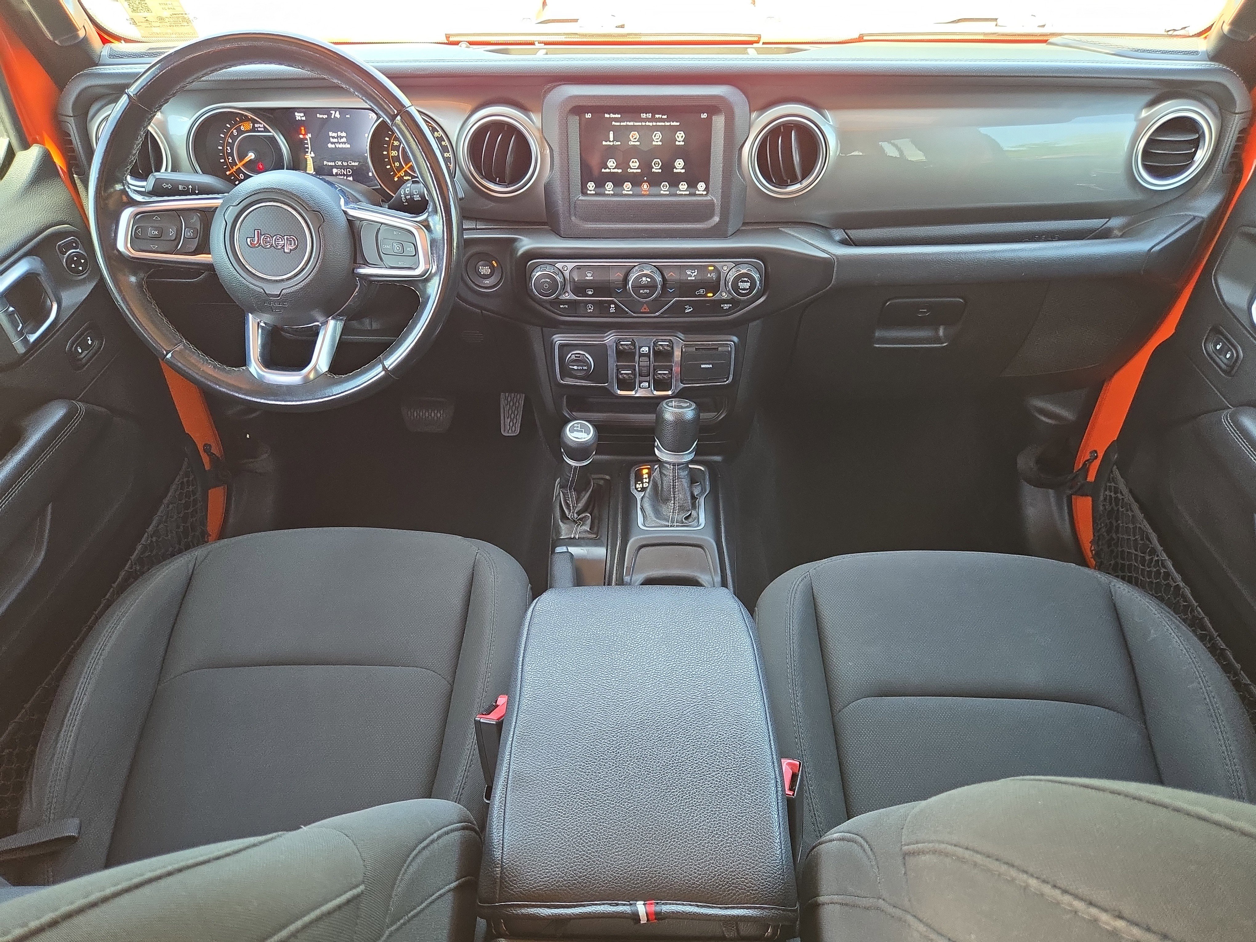Used 2020 Punkn Metallic Clearcoat Jeep Sahara image 17